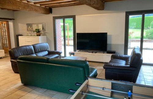 Ganzeville House | Le gîte de SoleilMapou pour 12 personnes en Normandie près de Fécamp et d'Etretat, idéal grandes tribus, vous pouvez me joindre au zéro six soixante dix huit soixante treize trente six quatre vingt onze pour réserver en direct