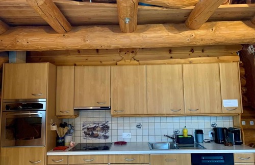 Chalais Ski Chalet | Le Gite de Briey - Atypical chalet 7 minutes from Vercorin