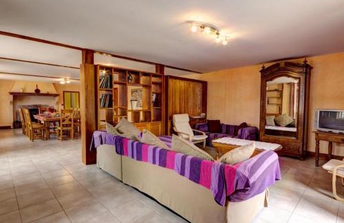 Lure House | Le Grand Lurange : Confort et Authenticité pour 15 Personnes - FR-1-496-109