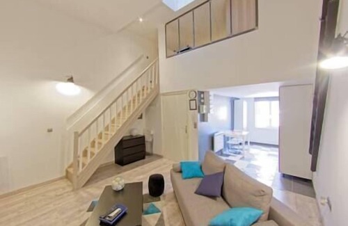 Lens Apartment | Le Grenier, Appartement de Charme, Centre de Lens