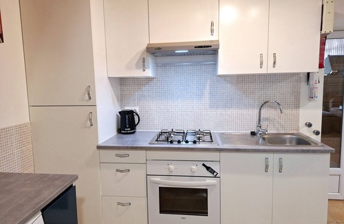 Saint-Georges-le-Gaultier Cottage | LE JARRIER DETACHED HOLIDAY RENTAL - ALPES MANCELLES - PRIVATE POOL - WIFI