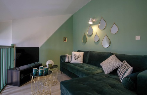 Patte d'Oie Apartment | LE JUNGLE by Cocoonr