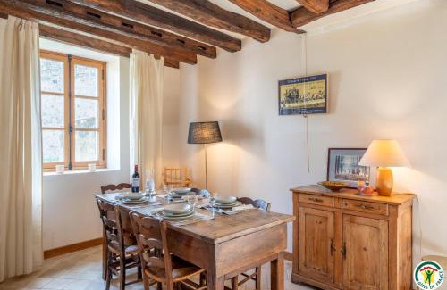 Montepilloy House | Le logis de la tour