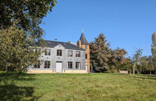Saint-Michel-de-Livet Apartment | Le Logis de Saint Michel de Livet - 5 chambres