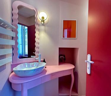 Macon Apartment | LE LOVE-ROOM, Jacuzzi, Hyper-centre