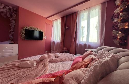 Macon Apartment | LE LOVE-ROOM, Jacuzzi, Hyper-centre