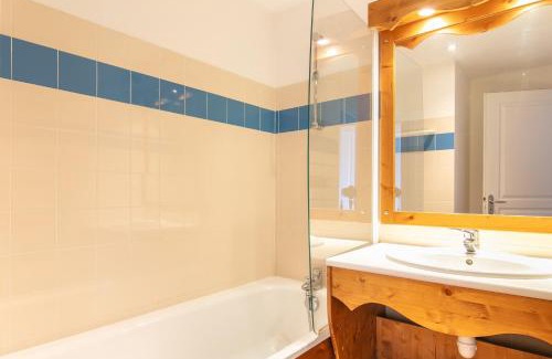 Chamrousse Apartment | Le Machu - Appt 3 vue montagne