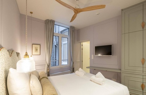 Brederode Apartment | Le Marnix in Antwerp