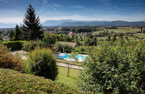 Le Grand-Lemps Bed & Breakfast | Le Mas Dauphinois