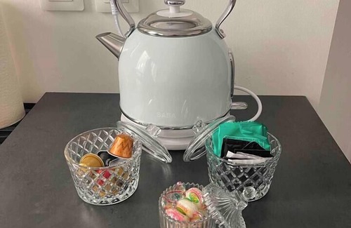 6th Arrondissement Apartment | Le Masséna d'Or: Quiet, Metro + Parc Tête D'or