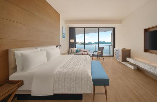 Huiyang Hotel | Le Meridien Xiaojing Bay