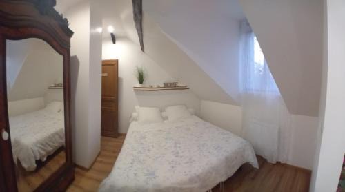 Neslette Bed & Breakfast | Le Moulin des Roses