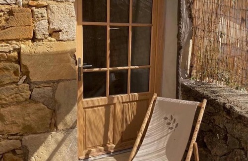 Salignac-Eyvignes House | Le nid des Hirondelles - Logis de Charme en Pleine Nature - Piscine Naturelle