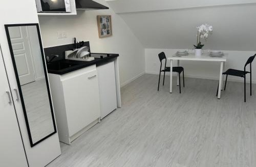 Cambrai Apartment | Le Péronne-5