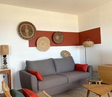 Saint-Denis Apartment | Le Pétrel dans les Nuages - Appartement avec terrasse en plein ciel dominant Saint-Denis