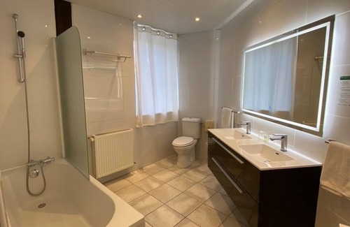 Charleville-Mezieres Hotel | Le Pelican