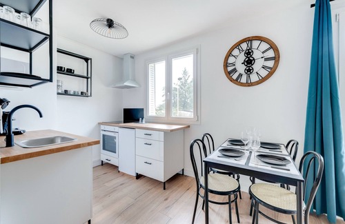 Quartier Beauregard-Boufflers-Buthegnemont-Boudonville Apartment | Le Petit Calypso - One Bedroom Apartment, Sleeps 2