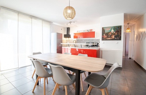 Amboise House | Le Petit Choiseul - Superb bungalow sleeps 6