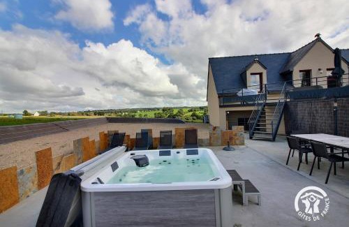 Langast House | Le petit duc