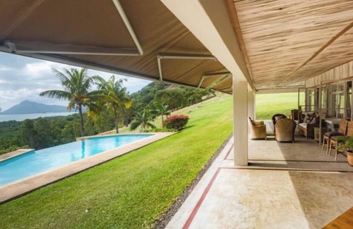 La Mivoie House | Le Petit Morne Villa, Kitesurfing Paradise