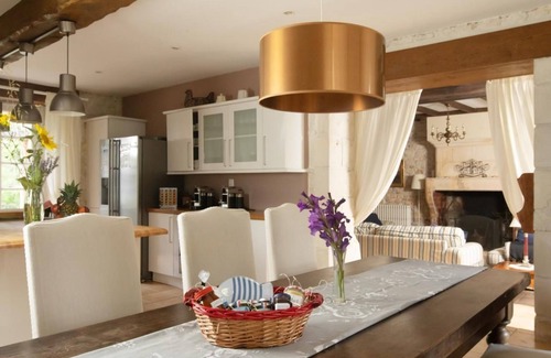 Annepont House | Le Petit Moulin - Holiday home with heated pool