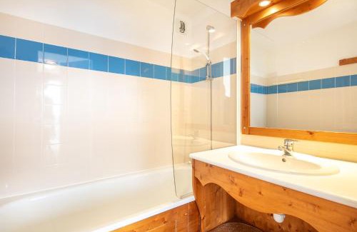 Chamrousse Apartment | Le Pichu - Appt avec vue montagne