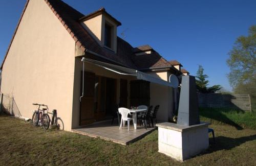 Mesnil-Saint-Pere House | Le Port Mesnil