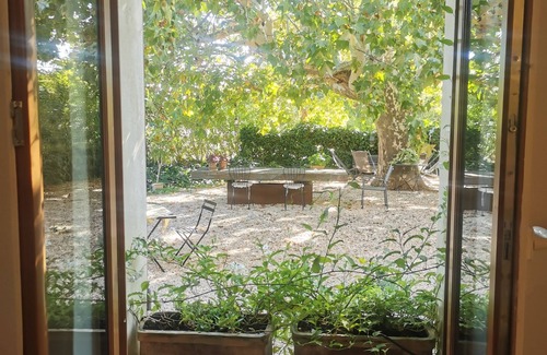 Puyvert Apartment | Le Provençal Duplex pool garden in the Luberon