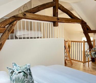 Chablis House | Le Ptit Gite de Chablis - Maison avec Cour en Centre-Ville