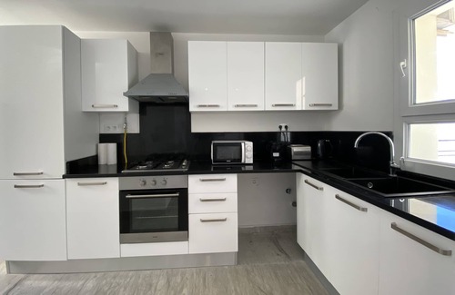 La Marsa Apartment | Le Relais Apt de Luxe 5mn de la Marsa