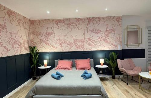 Noyal-Pontivy Apartment | Le Rom'Antik