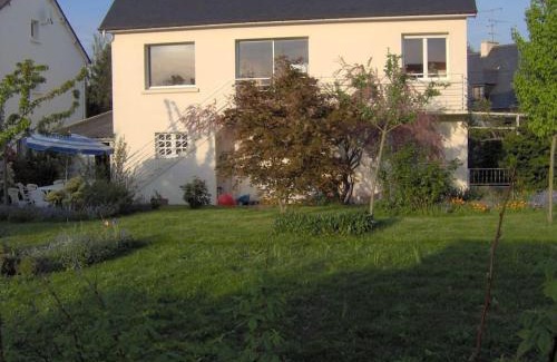 Langueux Apartment | Le Safran - Appartement chaleureux
