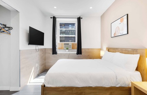 Quartier des Spectacles Hotel | Le Sand & Stone Hôtel-Quartier des Spectacles