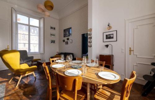 Carentan Apartment | LE SCENARIO - Appt city center with parking