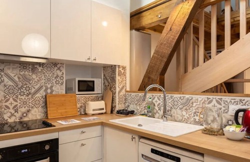 Honfleur Apartment | Le Séjour Honfleurais | 3★ Duplex with Local Charm | City Center – 4 Guests