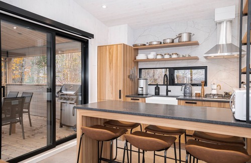 Lac Beauport Ski Chalet | Le Sous-bois Avec spa - Montagne le Maelström