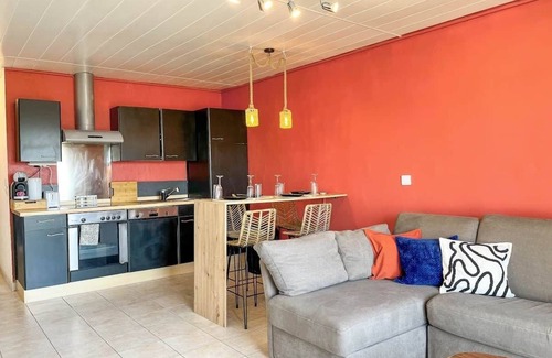 Grand Clement Apartment | Le Strada: box/climate & streetcar 5min away