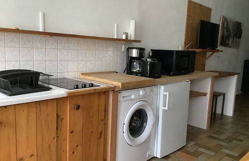 Lorris Cottage | Le Studio, ideal for business trips