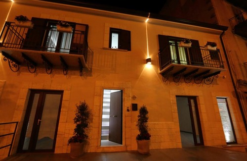 Favara Bed & Breakfast | Le Suite Di Via Veneto