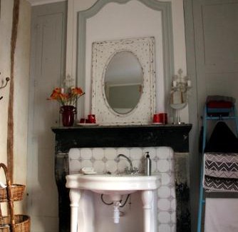 Noyers-sur-Serein Bed & Breakfast | LE TABELLION