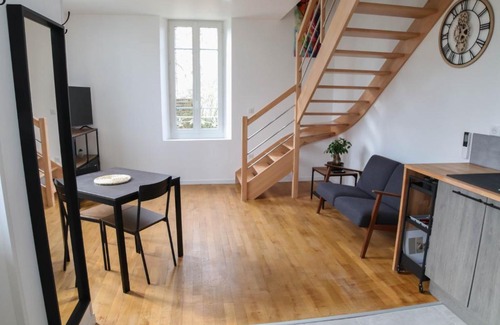 Cepoy Apartment | Le temps d'une pause -1-