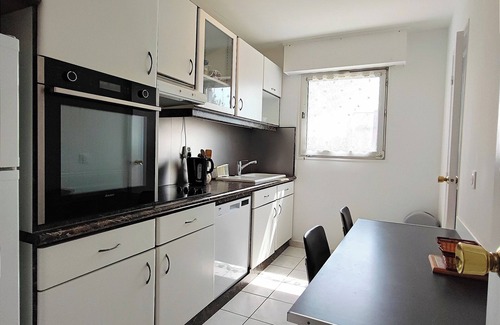 Ouistreham Apartment | "Le Thalasso " 5-person apartment near sea and town center