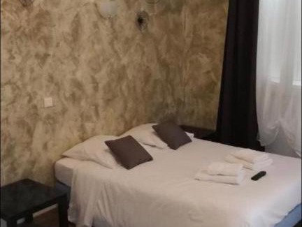 Jagée Hotel | Le toro bleu