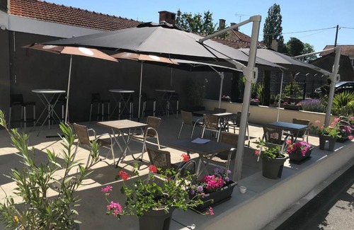 Jagée Hotel | Le toro bleu