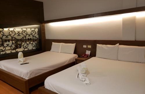 Magalang Hotel | Le Verde Lodge