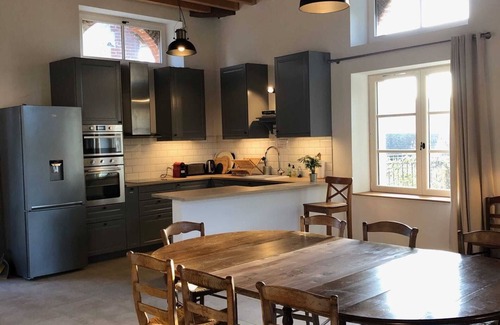 Tosny Apartment | Le Verger - Studio Apartment, Sleeps 15