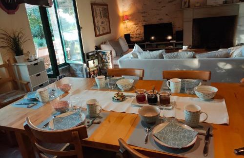 Sainte-Florence Bed & Breakfast | Le Vieux Logis de la Galocherie