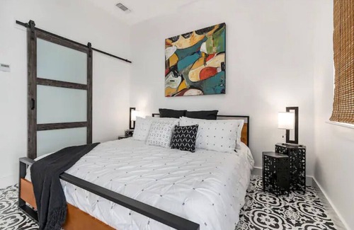 Mason Apartment | Lea Lou Lodge #3 on the Square