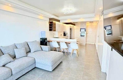 Lecheria Apartment | Lecheria Oceanfront Escape | Pool, View & Relax