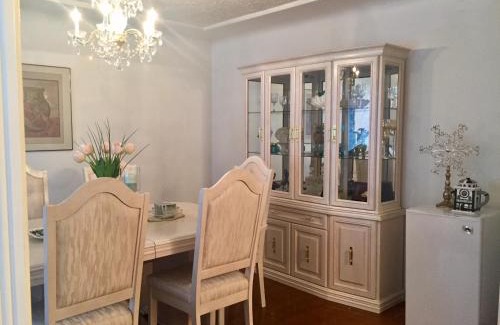 Sunset House | Lee home